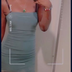 Green windsor dress ( polyester) Size: medium brand new only used for photos.